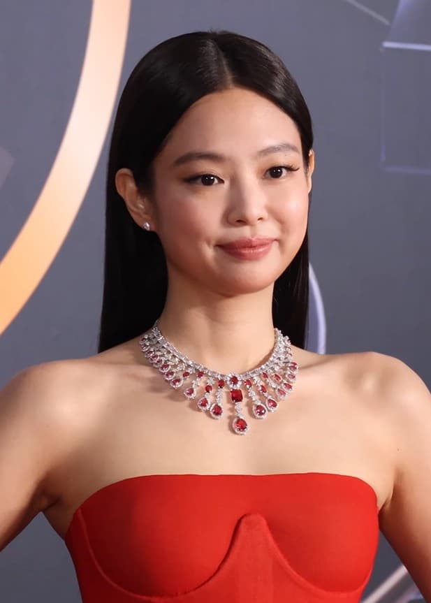 Jennie: A Rainha do K-Pop que Conquistou o Mundo